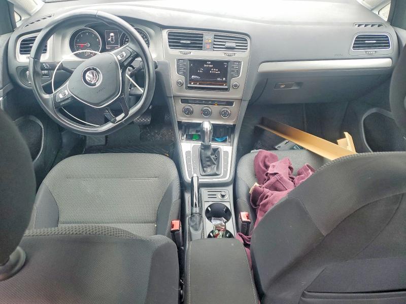 3VW217AU0GM042818