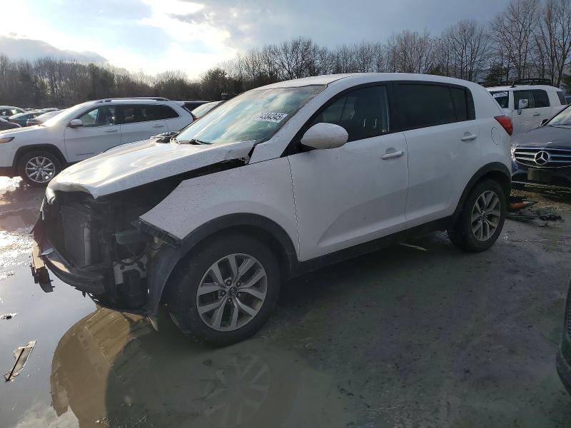 2015 KIA SPORTAGE L — VIN KNDPB3AC9F7793818