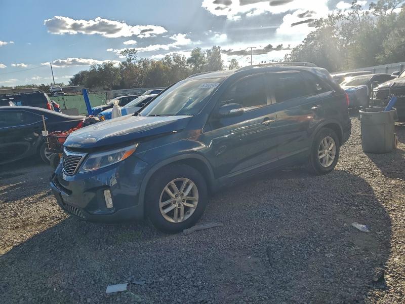 2015 KIA SORENTO LX — VIN 5XYKT3A69FG552846