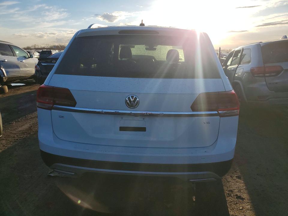 1V2DR2CA5JC501083