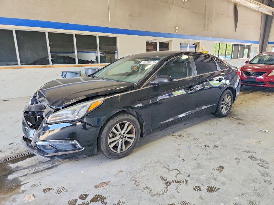 5NPE24AF4FH040975