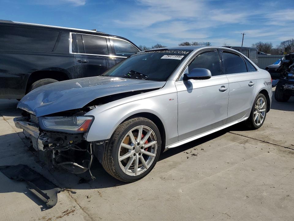 2015 AUDI A4 — VIN WAUBFAFL2FN015929