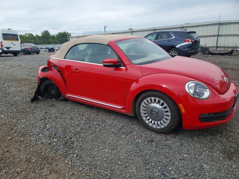 3VW517AT0GM821155