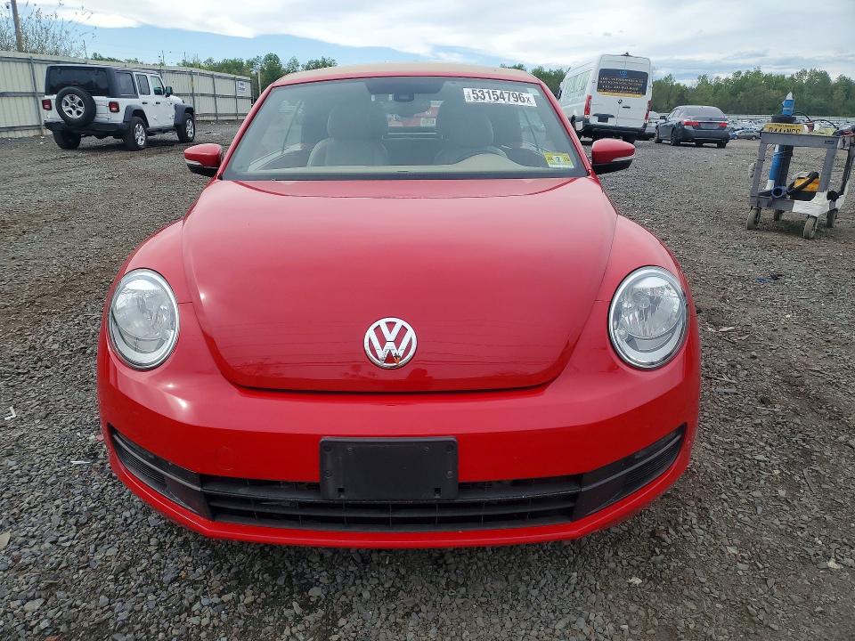 3VW517AT0GM821155