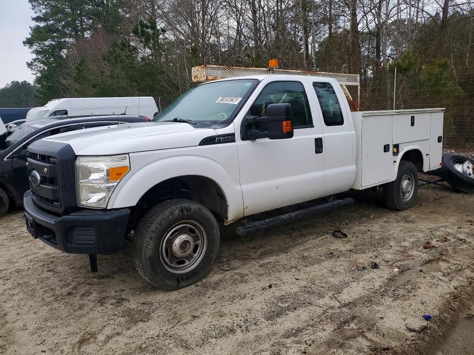 2015 FORD F350 — VIN 1FD8X3B69FEC83801