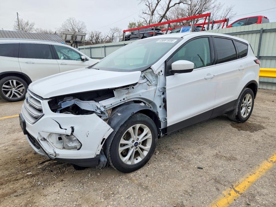 2017 FORD ESCAPE — VIN 1FMCU9G92HUA63465