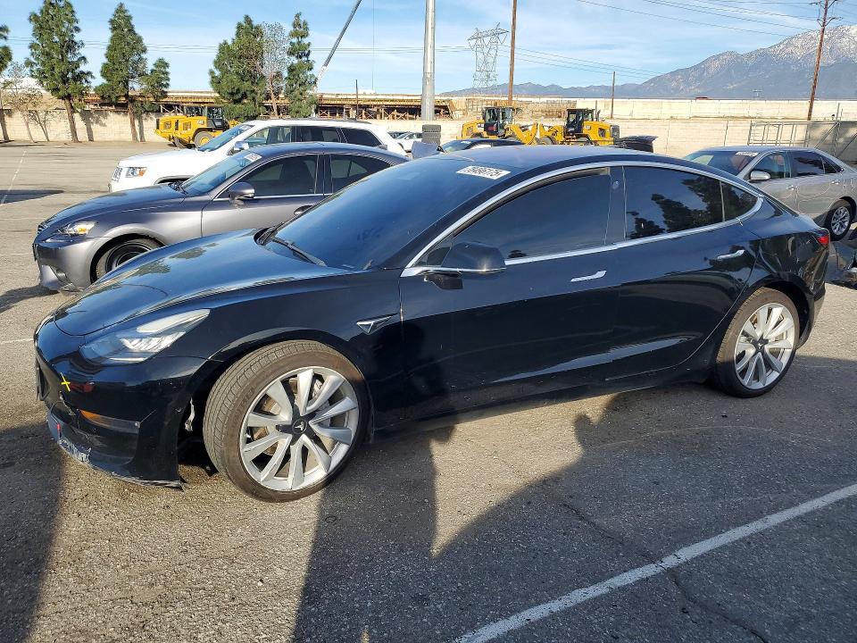 2018 TESLA MODEL 3 — VIN 5YJ3E1EB2JF186674
