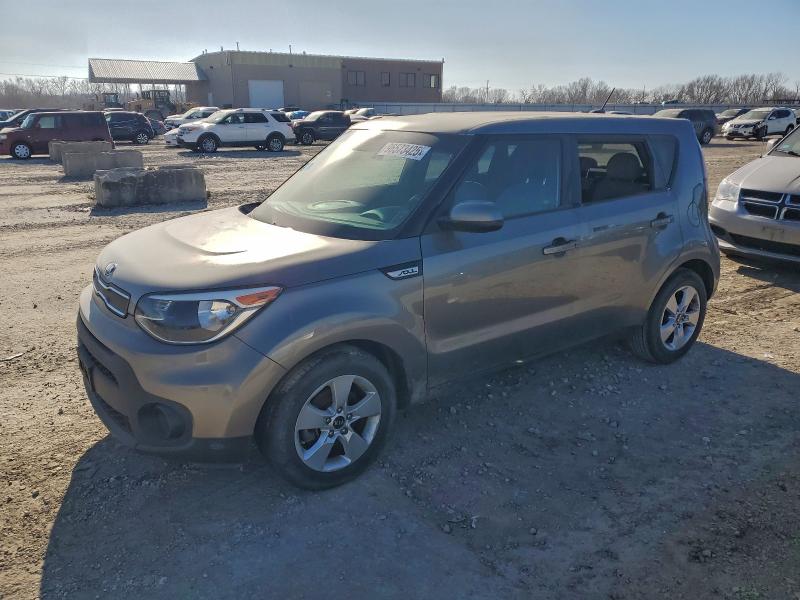 2017 KIA SOUL — VIN KNDJN2A28H7492443
