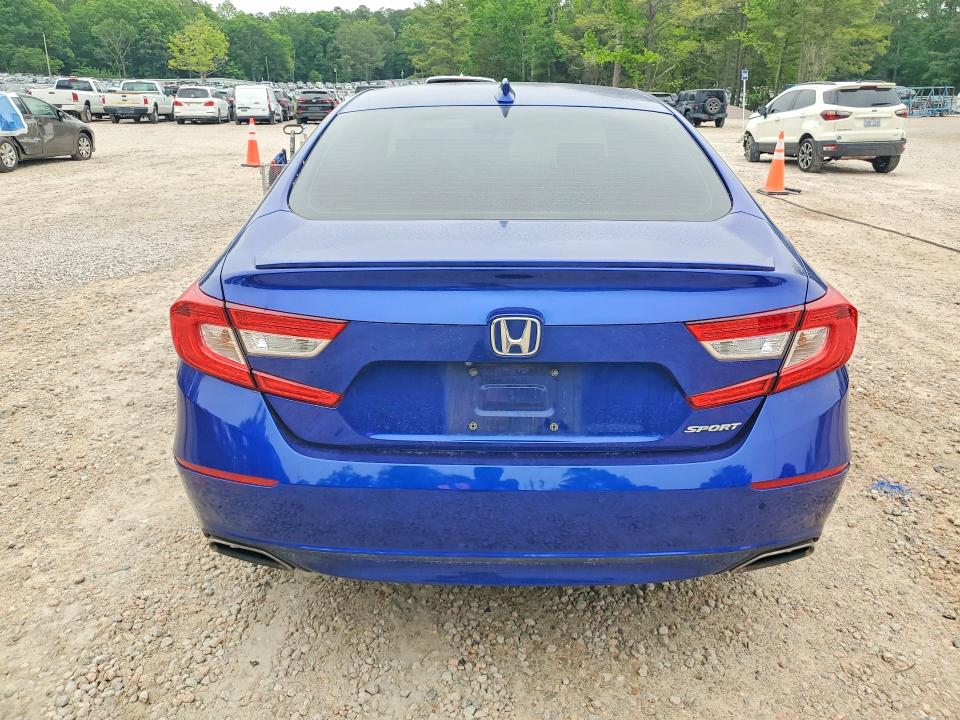 1HGCV1F30KA015635