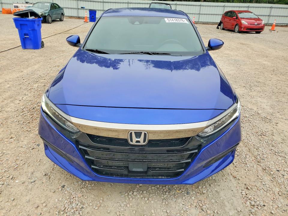 1HGCV1F30KA015635