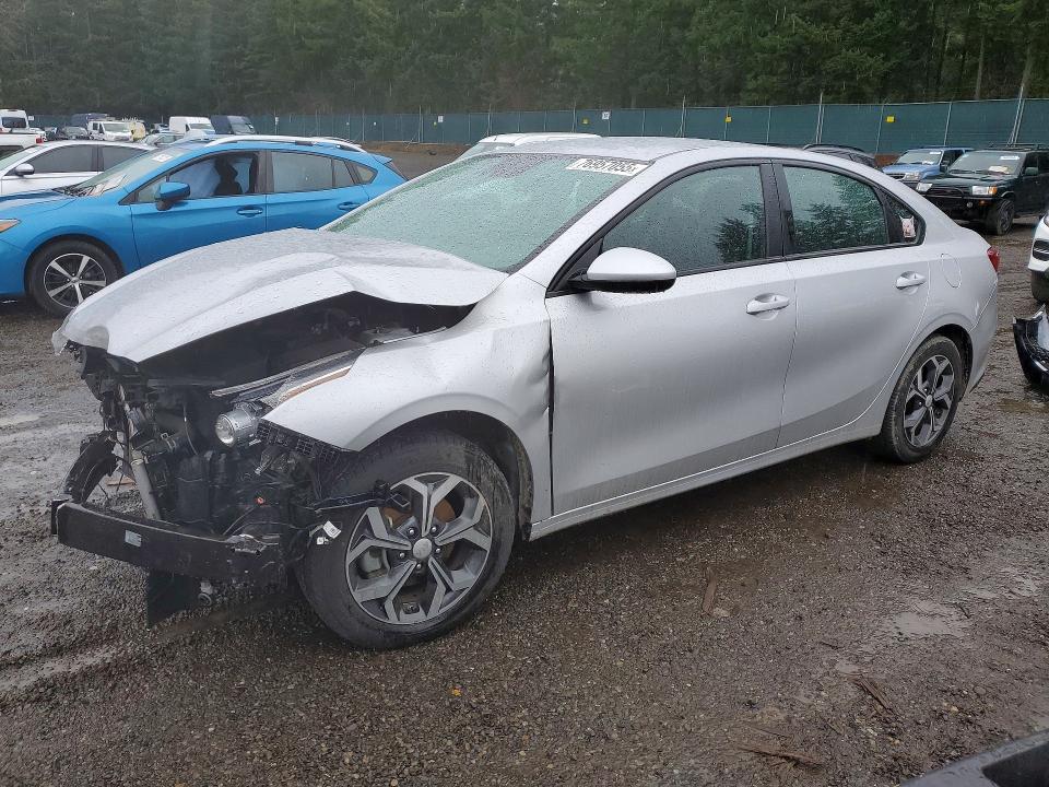 2021 KIA FORTE — VIN 3KPF24AD2ME272124
