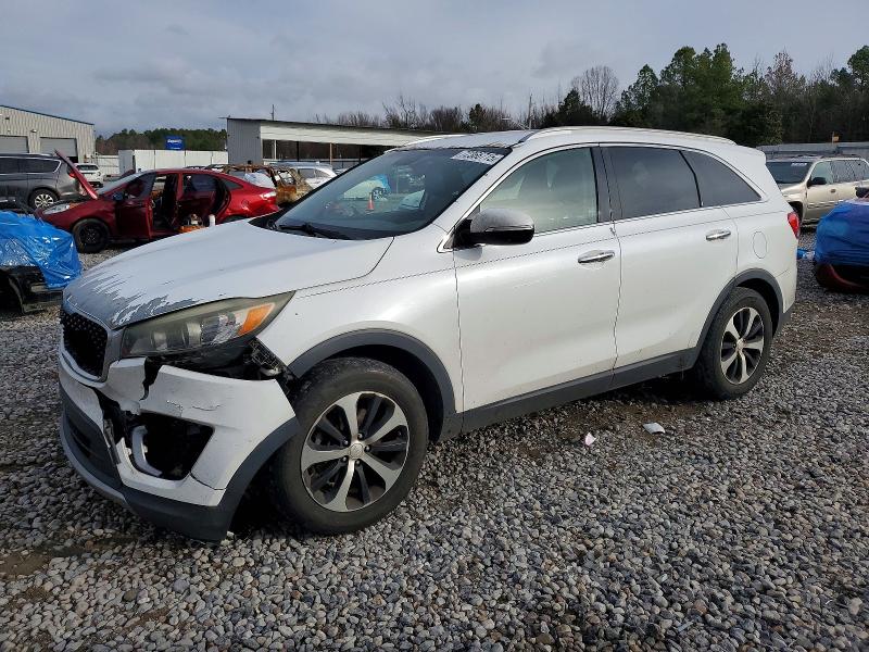 2016 KIA SORENTO EX — VIN 5XYPH4A11GG029341