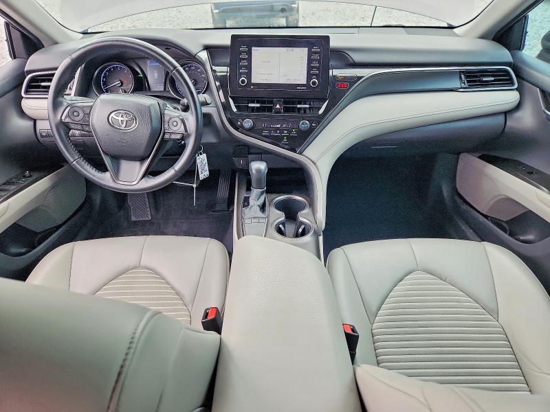 4T1G11AK5NU618301