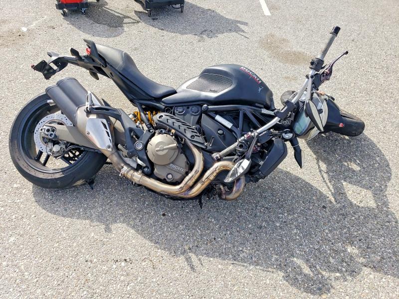 2015 DUCATI MONSTER 82 — VIN ZDM1RBTSXFB009454
