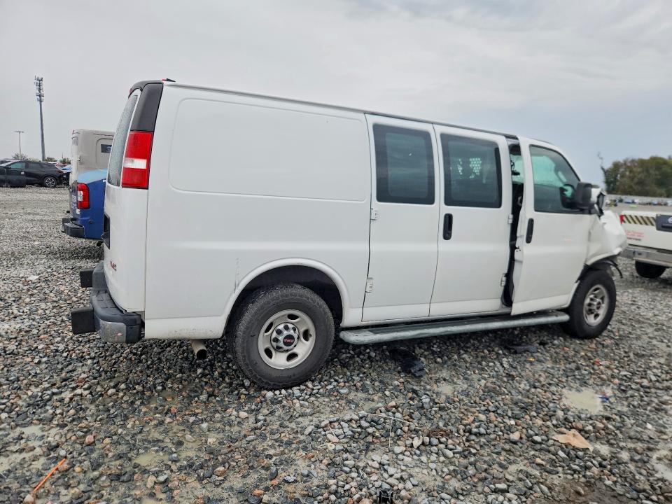 1GTW7AFP3M1170417