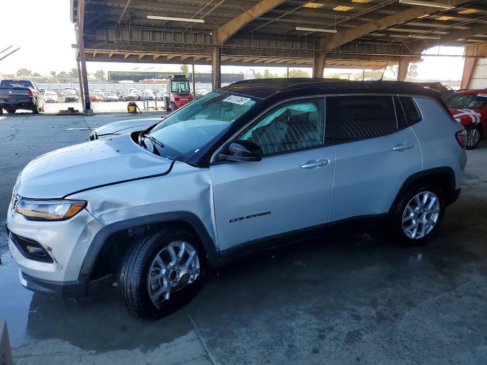 2025 JEEP COMPASS — VIN 3C4NJDCN3ST507224