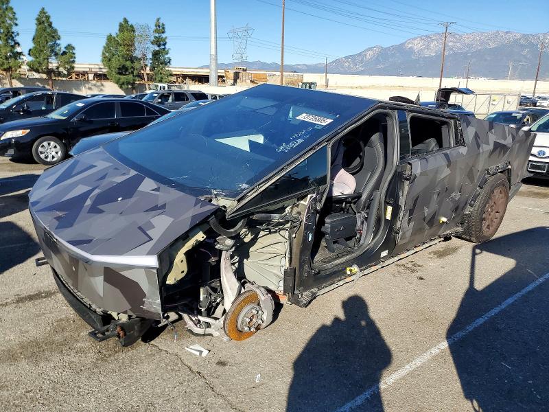 2024 TESLA CYBERTRUCK — VIN 7G2CEHED6RA011960