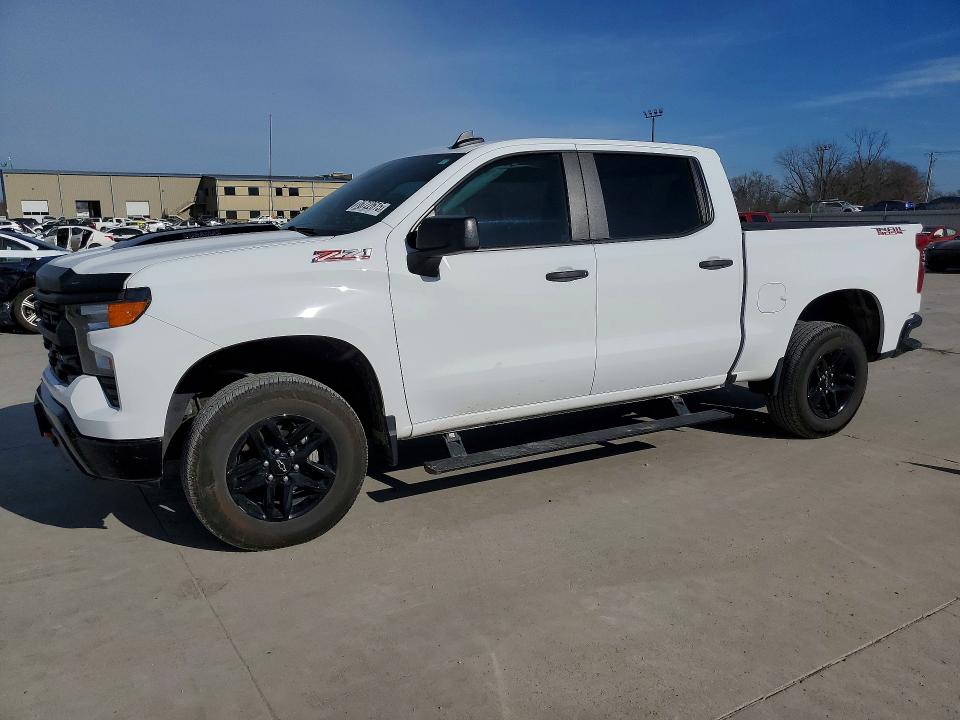 2023 CHEVROLET SILVERADO — VIN 3GCUDCE85PG272832