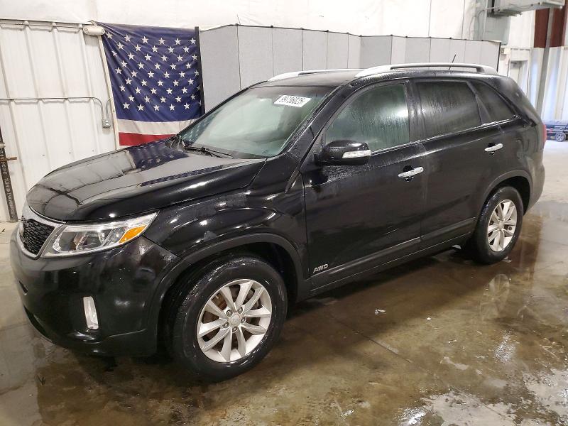 2015 KIA SORENTO LX — VIN 5XYKTDA6XFG611716