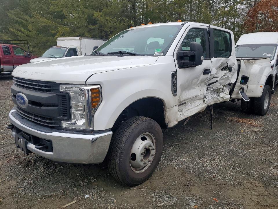 2019 FORD F350 — VIN 1FT8W3DT4KEF68233