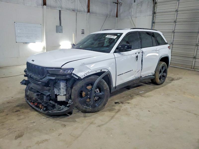 2025 JEEP GRAND CHEROKEE — VIN 1C4RJHAG8SC301924