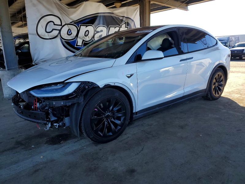 2020 TESLA MODEL X — VIN 5YJXCAE2XLF296317