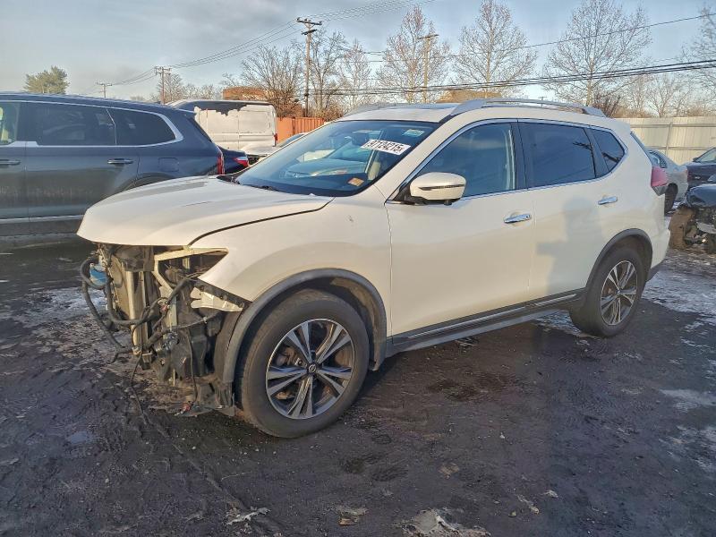 2017 NISSAN ROGUE S — VIN JN8AT2MV0HW279685