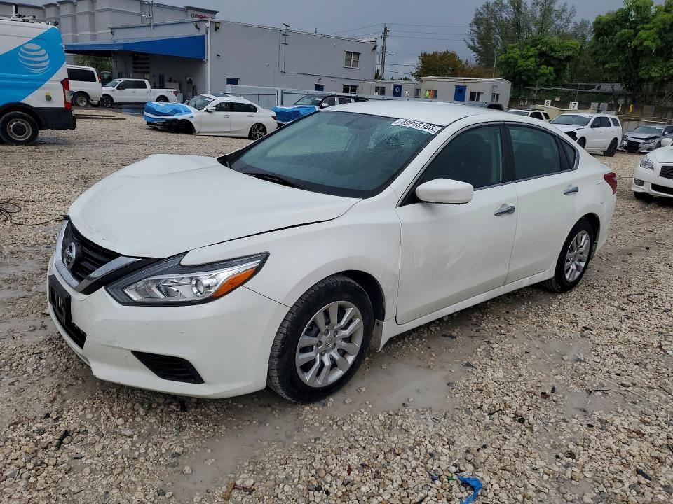 2018 NISSAN ALTIMA — VIN 1N4AL3AP3JC140235