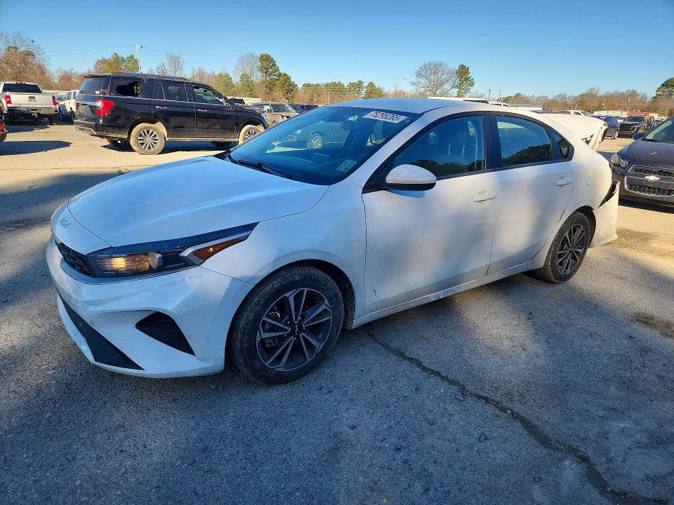 2024 KIA FORTE — VIN 3KPF24ADXRE826338