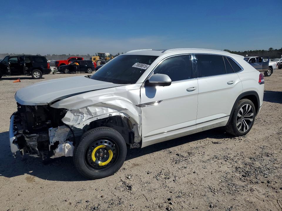 2023 VOLKSWAGEN ATLAS CROSS SPORT — VIN 1V2FE2CA7PC223820