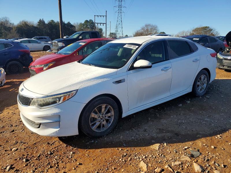 2018 KIA OPTIMA LX — VIN 5XXGT4L30JG228518