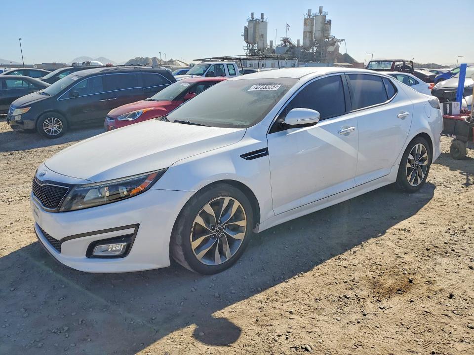 2015 KIA OPTIMA — VIN 5XXGR4A72FG421846