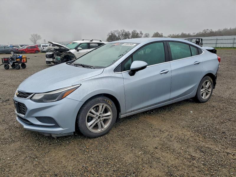 2018 CHEVROLET CRUZE LT — VIN 1G1BE5SM1J7217873