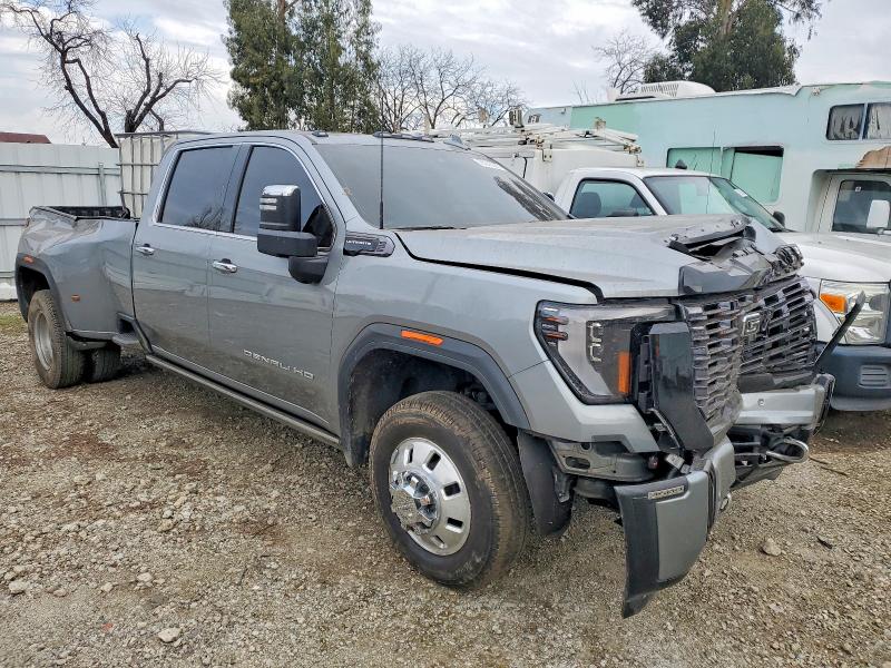 2025 GMC SIERRA — VIN 1GT4UYEY0SF310863