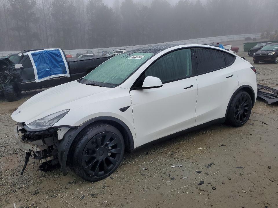 2021 TESLA MODEL Y — VIN 5YJYGDEE1MF108404