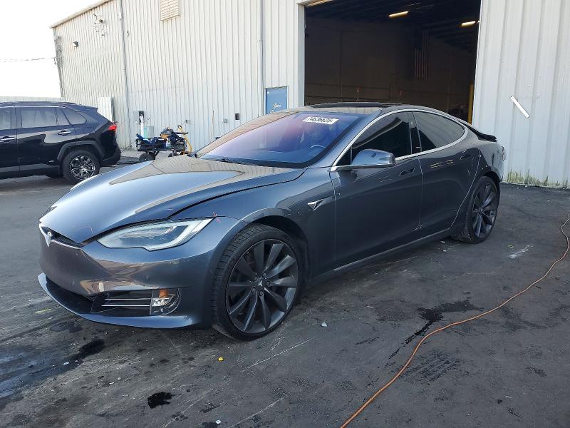 2017 TESLA MODEL S — VIN 5YJSA1E18HF200814