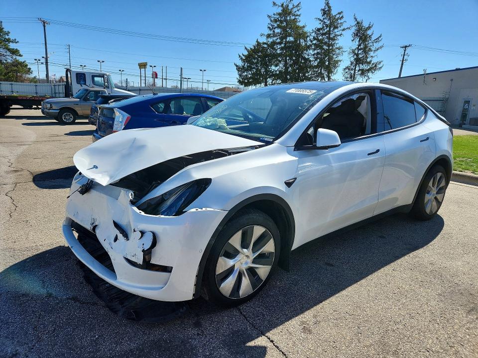 2022 TESLA MODEL Y — VIN 7SAYGDEEXNF375030