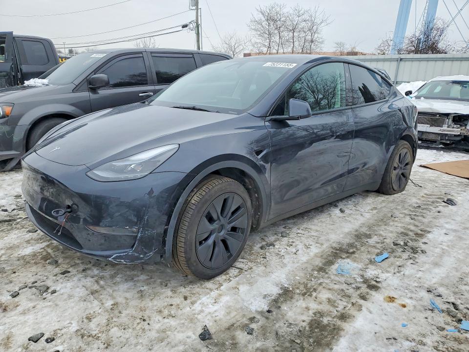 2024 TESLA MODEL Y — VIN 7SAYGAEE4RF193585