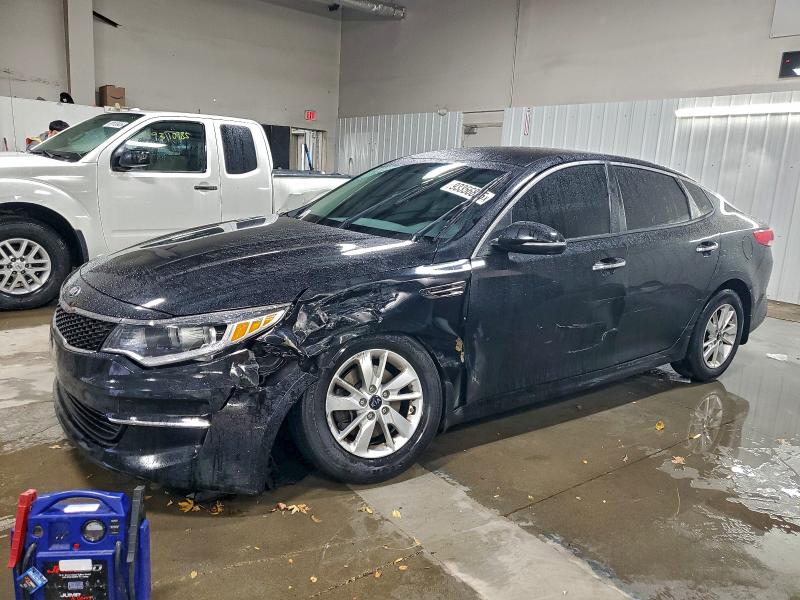 2016 KIA OPTIMA — VIN 5XXGT4L32GG030399