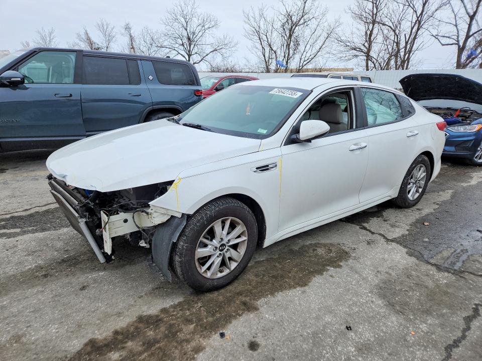 2016 KIA OPTIMA LX — VIN KNAGT4L30G5070742