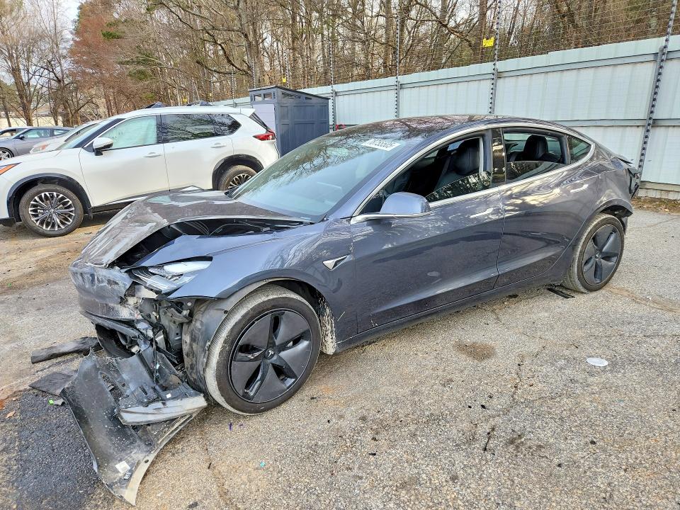 2018 TESLA MODEL 3 — VIN 5YJ3E1EB9JF114015