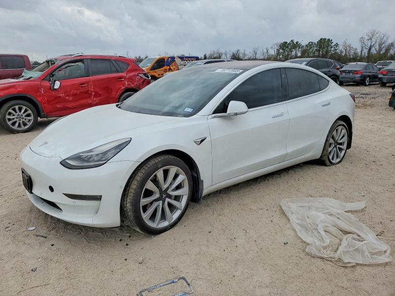 2018 TESLA MODEL 3 — VIN 5YJ3E1EB2JF067698