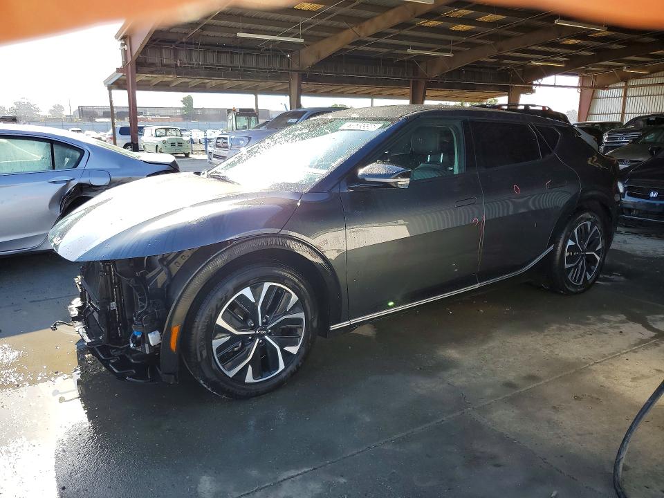 2023 KIA EV6 — VIN KNDC34LA2P5602203