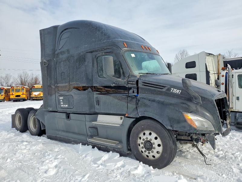 2021 FREIGHTLINER CASCADIA 1 — VIN 3AKJHHDR0MSMF2984