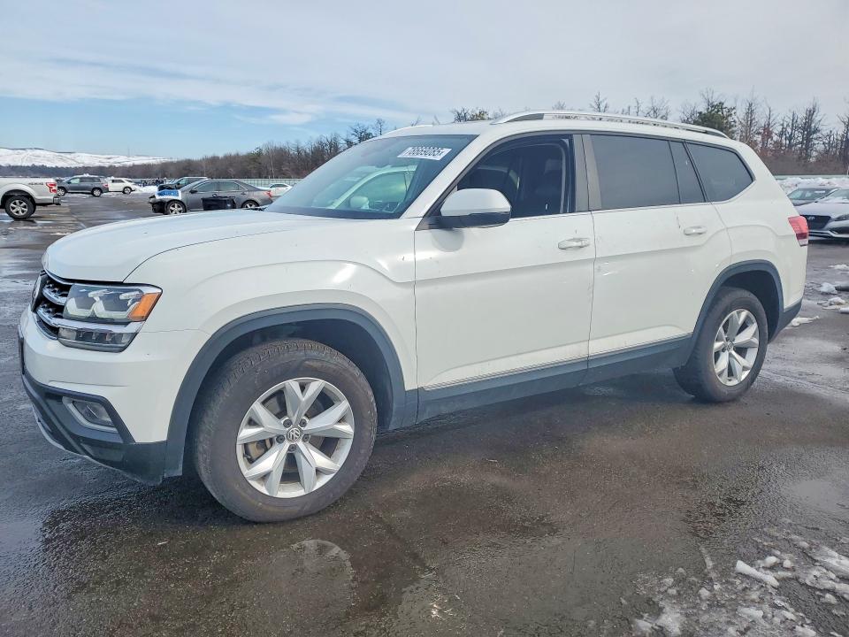 2018 VOLKSWAGEN ATLAS — VIN 1V2MR2CA1JC508371