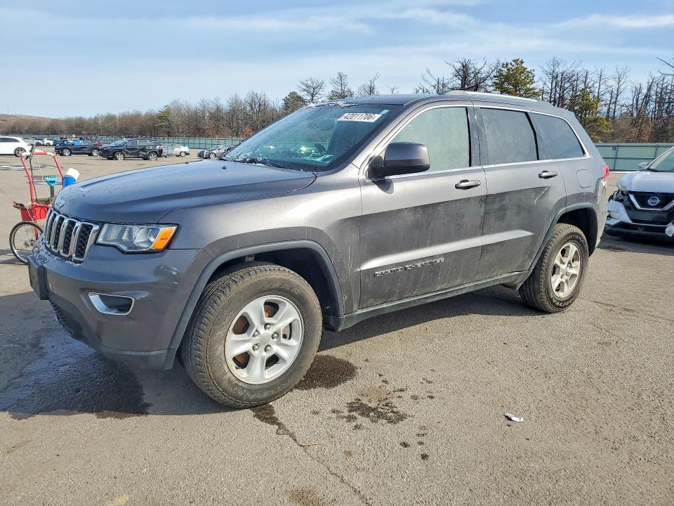 2017 JEEP GRAND CHEROKEE — VIN 1C4RJFAG8HC940950