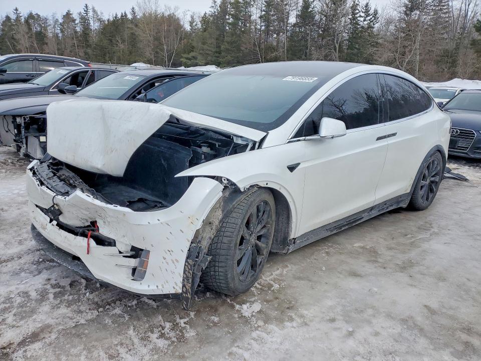 2019 TESLA MODEL X — VIN 5YJXCDE44KF201171