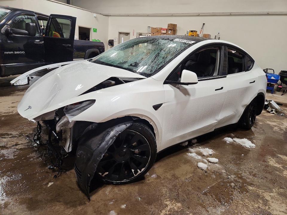 2021 TESLA MODEL Y — VIN 5YJYGDEE7MF088921
