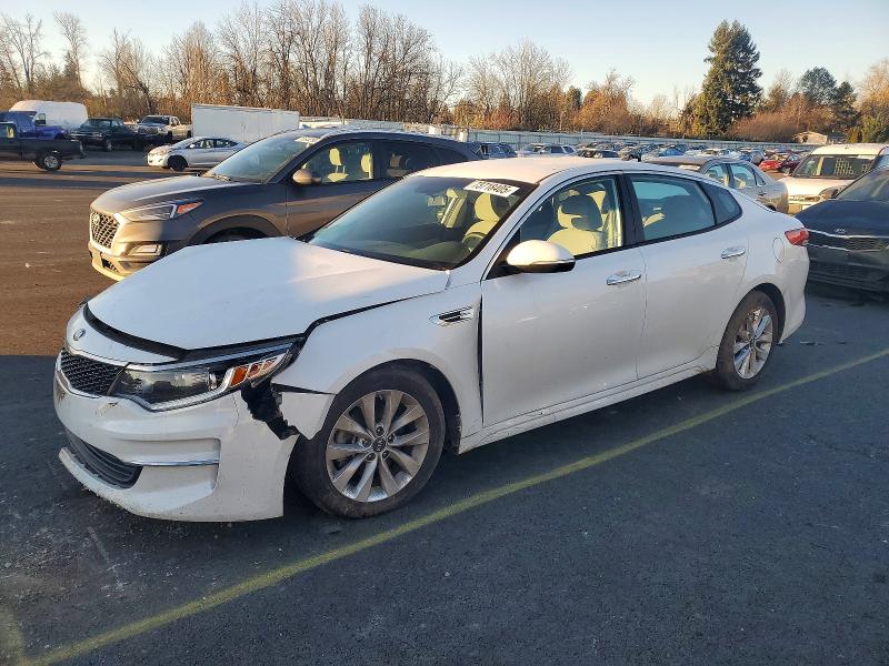 2018 KIA OPTIMA — VIN 5XXGT4L37JG258664