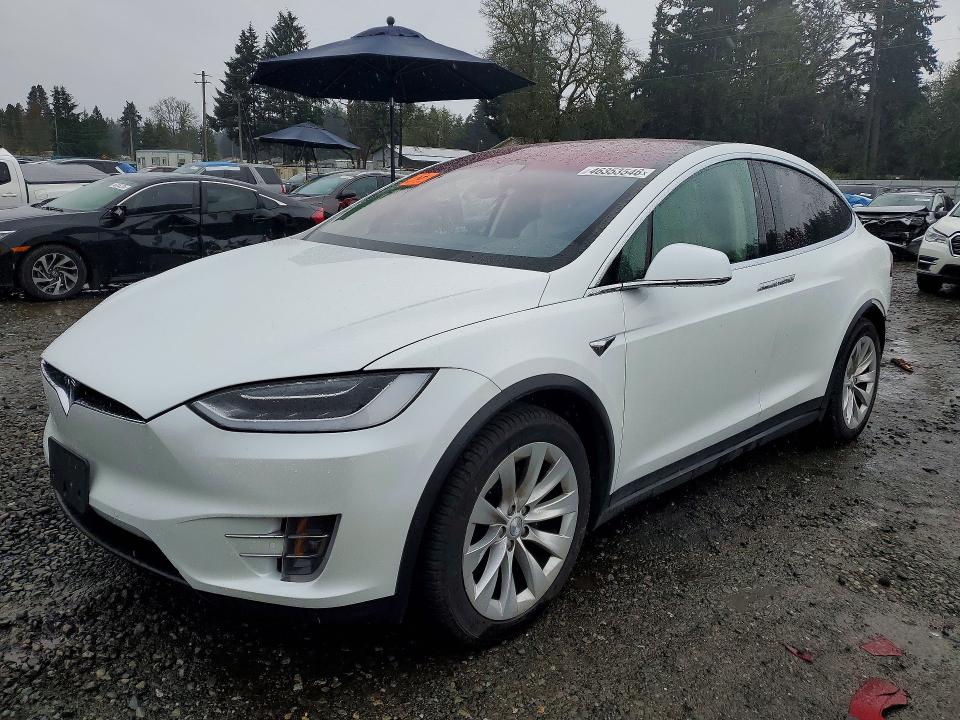 2018 TESLA MODEL X — VIN 5YJXCBE22JF141666